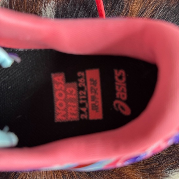 Share Asics Women's Noosa Tri 13 running sneakers in White/Periwinkle Blue Size - Picture 3 of 4